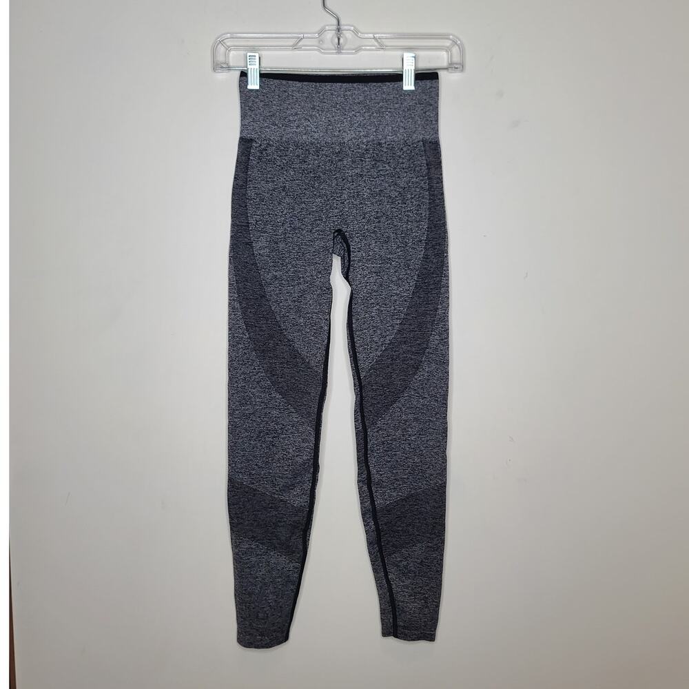 Victoria's Secret VS Pink Active grey seamless leggings - XS